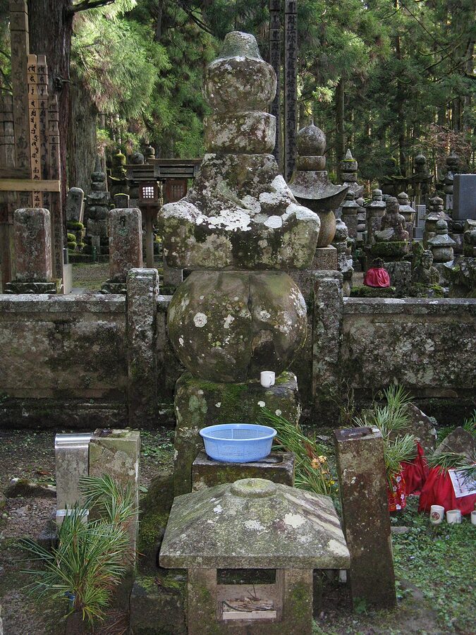 Akechi Mitsuhide's grave at Saikyoji temple in Sakamoto, Otsu — the temple near his former castle where his remains were eventually interred