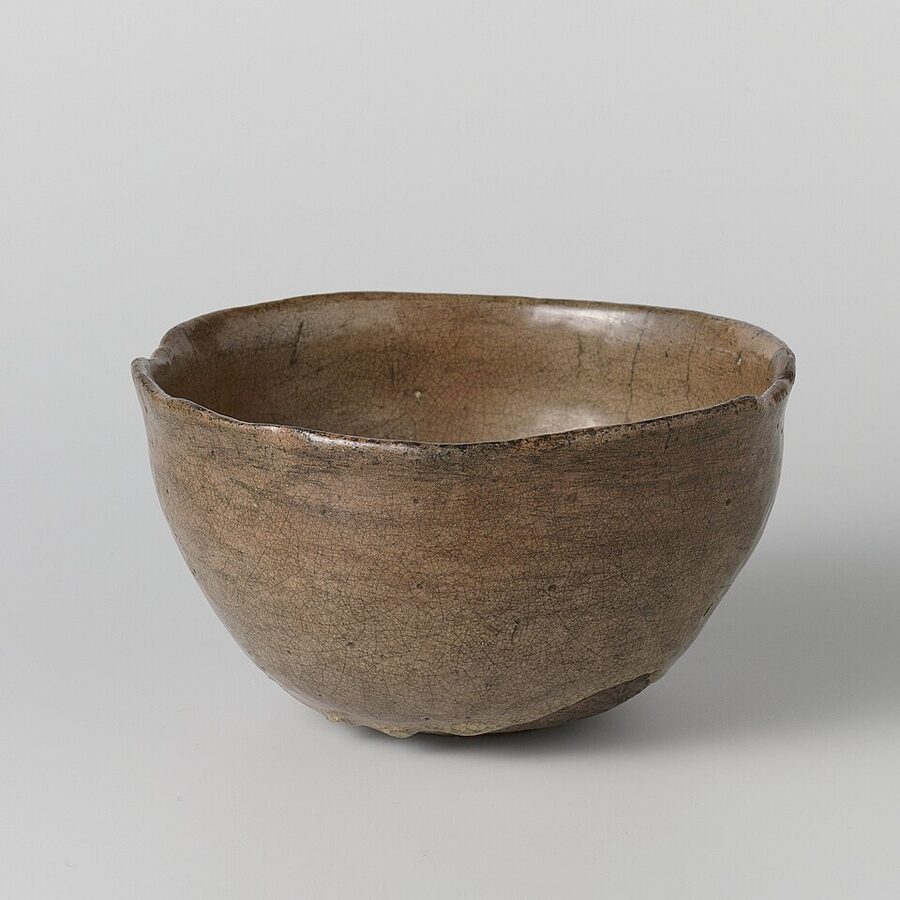 Chojiro raku-ware tea bowl with grey-red glaze held at the Rijksmuseum, an early piece from the kiln lineage Rikyu founded in Kyoto in the 1580s