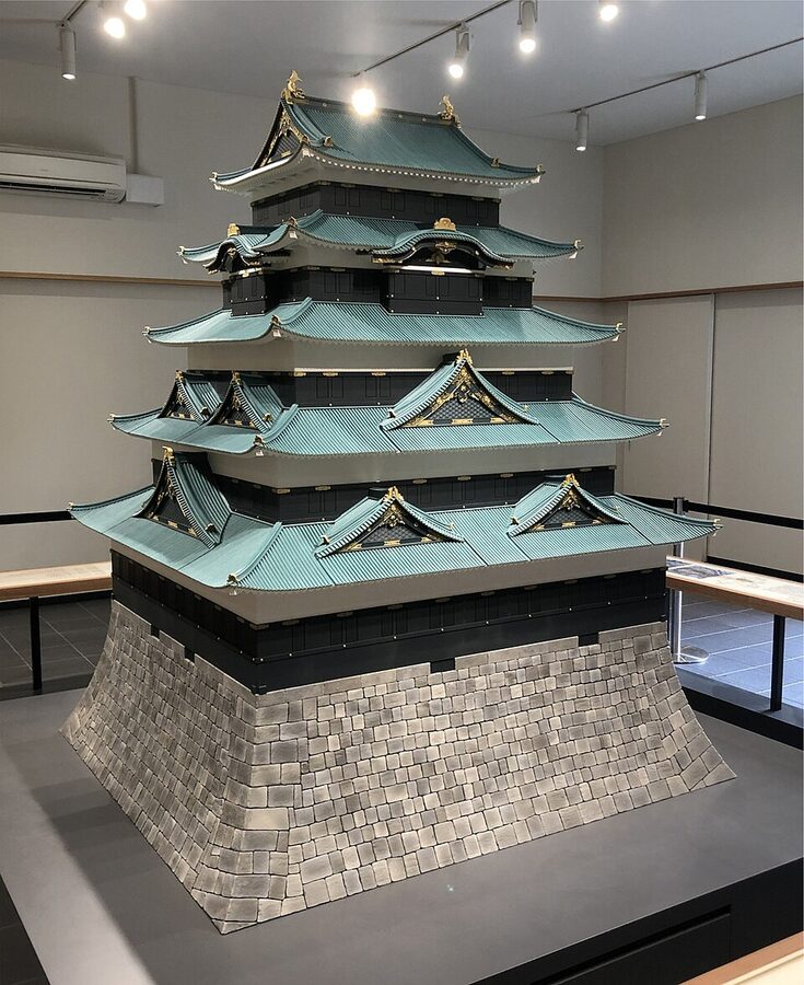 Scale model of Edo Castle inner bailey showing honmaru tenshu palace layout moats and yagura towers in the Kan'ei period