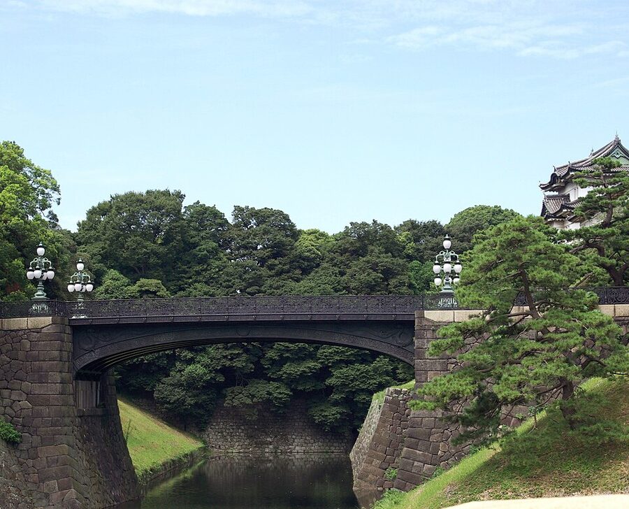 Nijūbashi two arch stone bridge and Fushimi-yagura turret on the south front of the Tokyo Imperial Palace