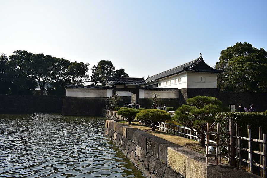 Ōte-mon gate of Edo Castle and Imperial East Garden reconstruction of the main eastern entrance
