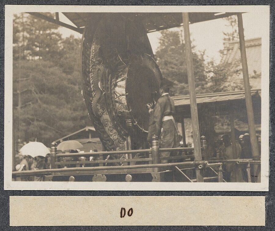 1905 historical photograph of the Naginata-hoko float during Gion Matsuri procession in Kyoto