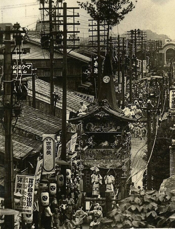 1920s archival photograph of Gion Matsuri yamaboko procession in Kyoto