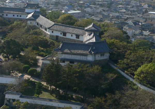 Kesho-yagura dressing tower at Himeji Castle built in 1618 for Princess Sen, the Tokugawa grandaughter married to Honda Tadatoki