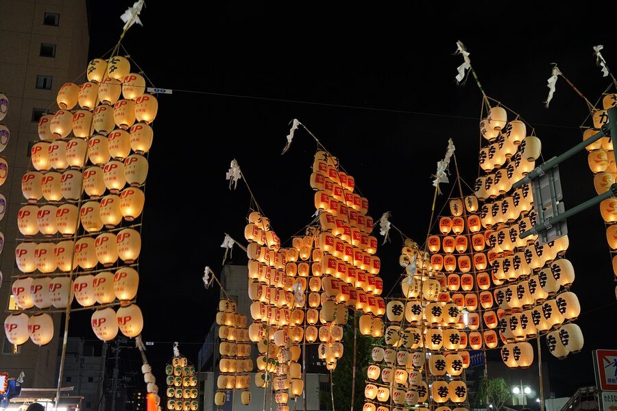 Kanto pole bowing into a wide arc as it flexes Akita 2023