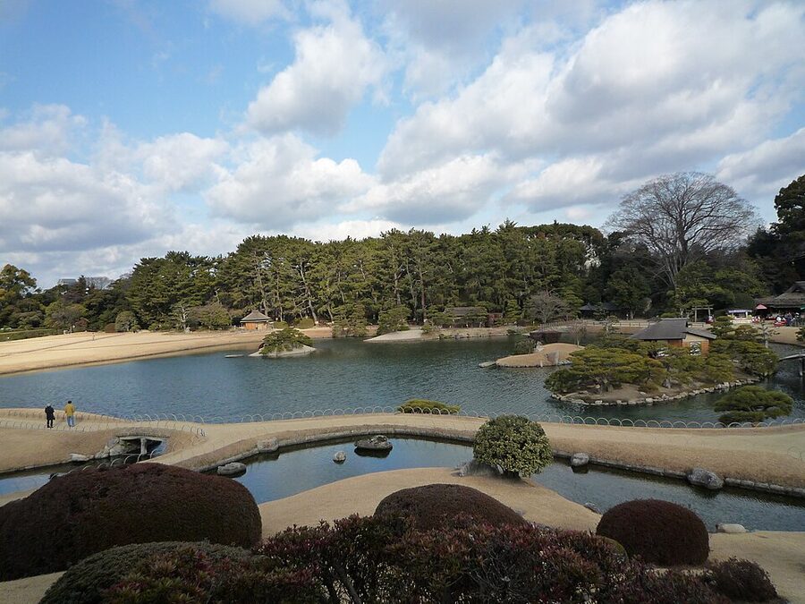 Enyotei central pavilion and frozen pond at Korakuen in Okayama in winter