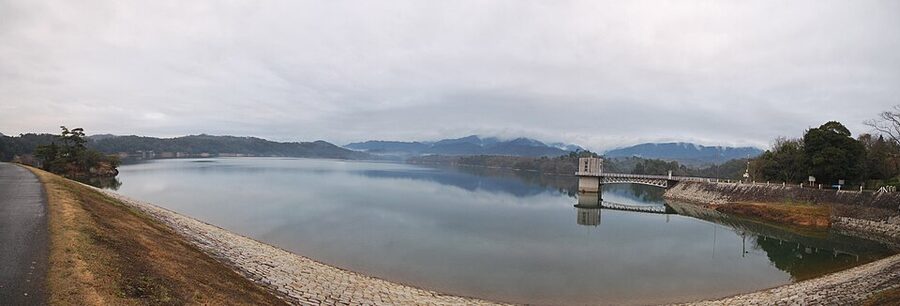 Panorama of Mannō-ike, the largest irrigation reservoir in Japan
