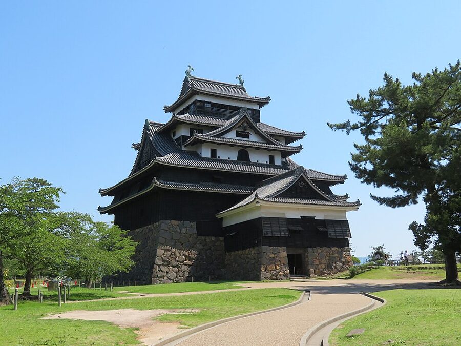 Matsue Castle tenshu seen from the ticket gate in summer 2023