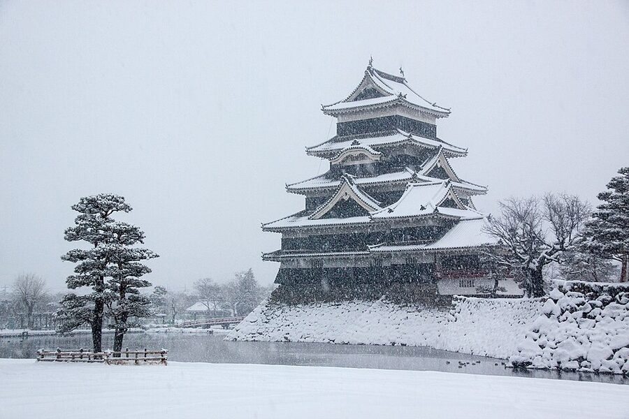 Matsumoto Castle keep complex under heavy snow on 7 February 2014 during one of the heaviest Kanto-Koshinetsu snowfalls in four decades