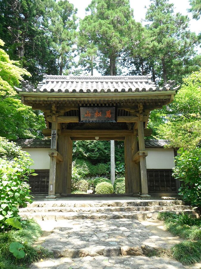 Gate of Ryotan-ji temple in Iinoya Shizuoka the Ii family memorial temple since the Heian period