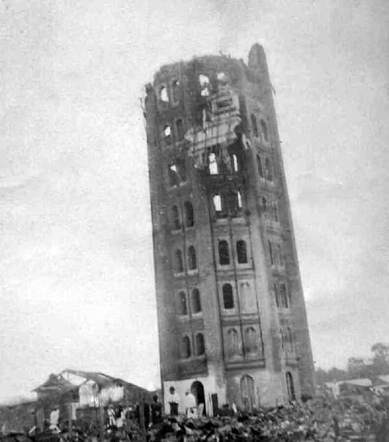 Black-and-white photograph of the Ryounkaku tower in Asakusa Tokyo