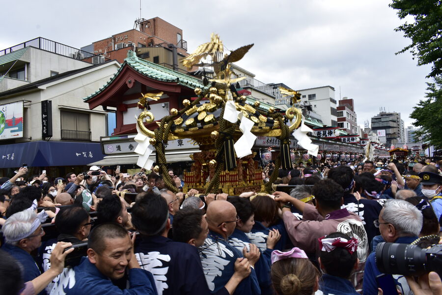Sanja Matsuri 2023 mikoshi held aloft by bearers