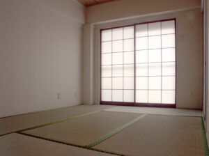 Traditional Japanese zashiki reception room floored with tatami mats in the classic six-mat configuration