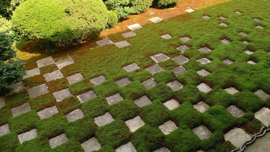 The north garden checkerboard moss-and-stone pattern by Mirei Shigemori 1939 at Tofuku-ji