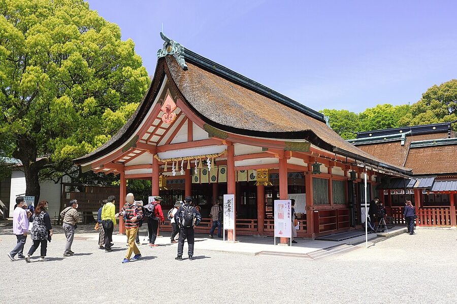 Haiden worship hall of Tsushima-jinja shrine at Shimmei-chō, Tsushima city, Aichi, where the Tsushima Tenno Matsuri boats deliver their offerings each year